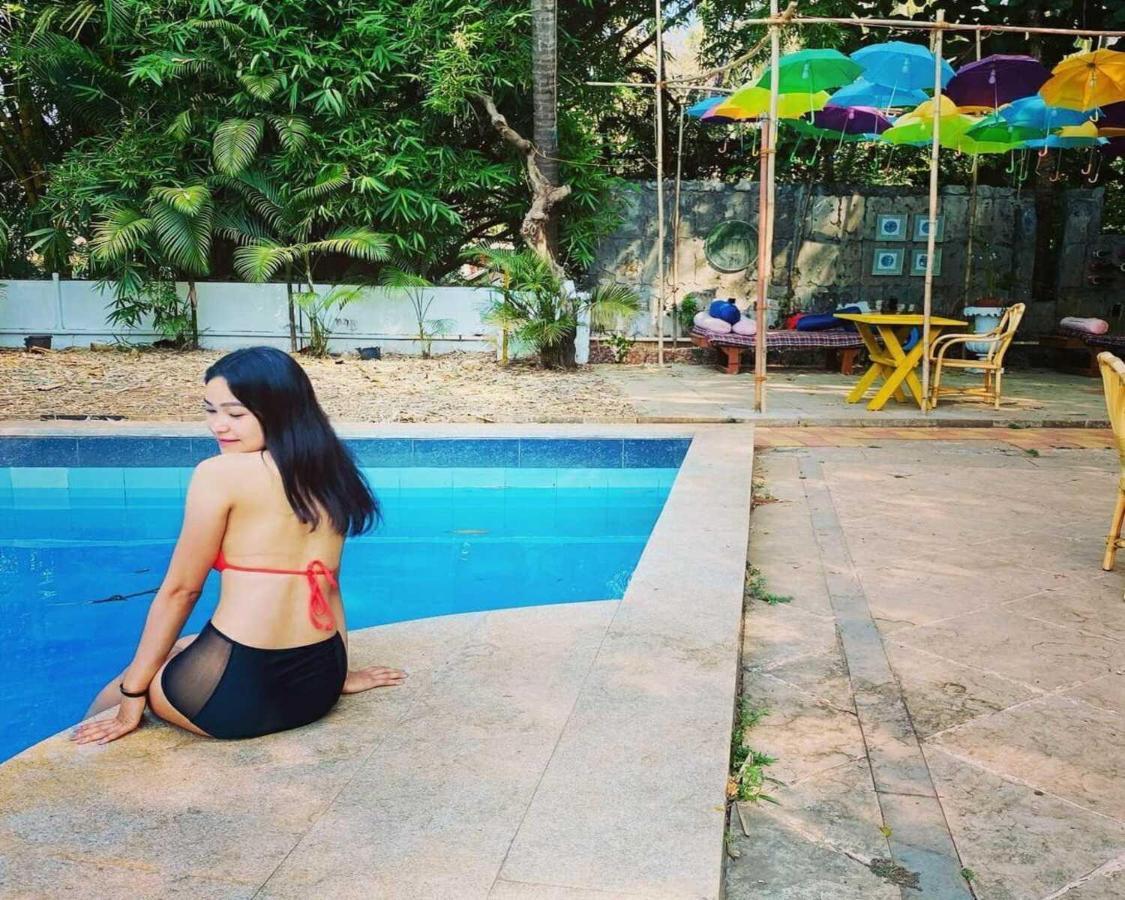 Piggy Calangute By Urban Nomads - Dorms & Pvt Rooms Гоа Экстерьер фото